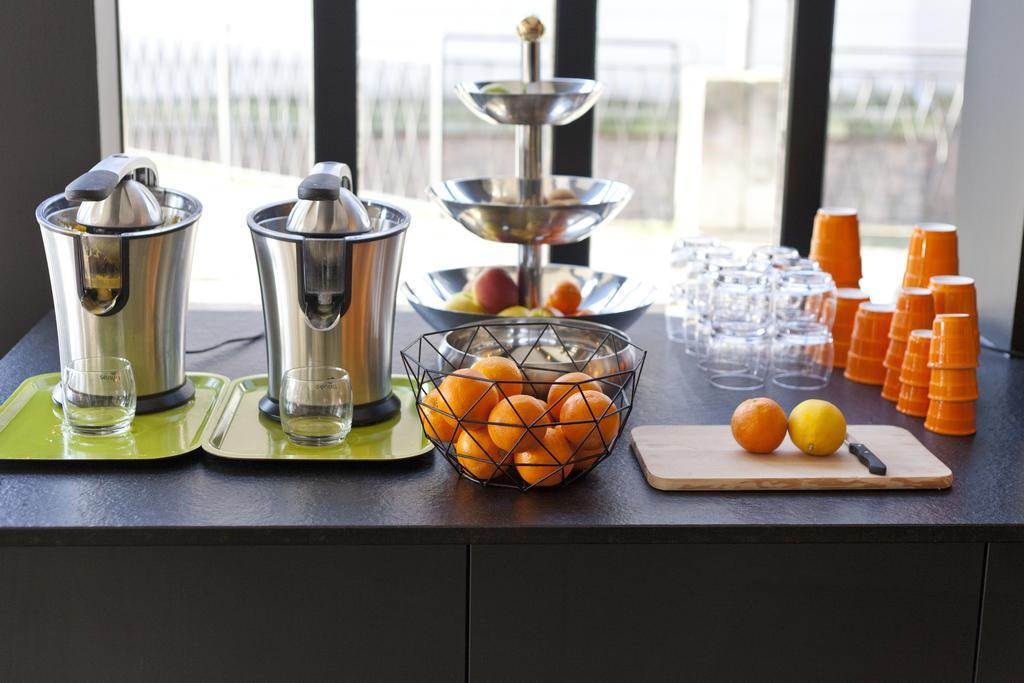 Ibis Styles Amiens Cathedrale Hotel Exterior foto