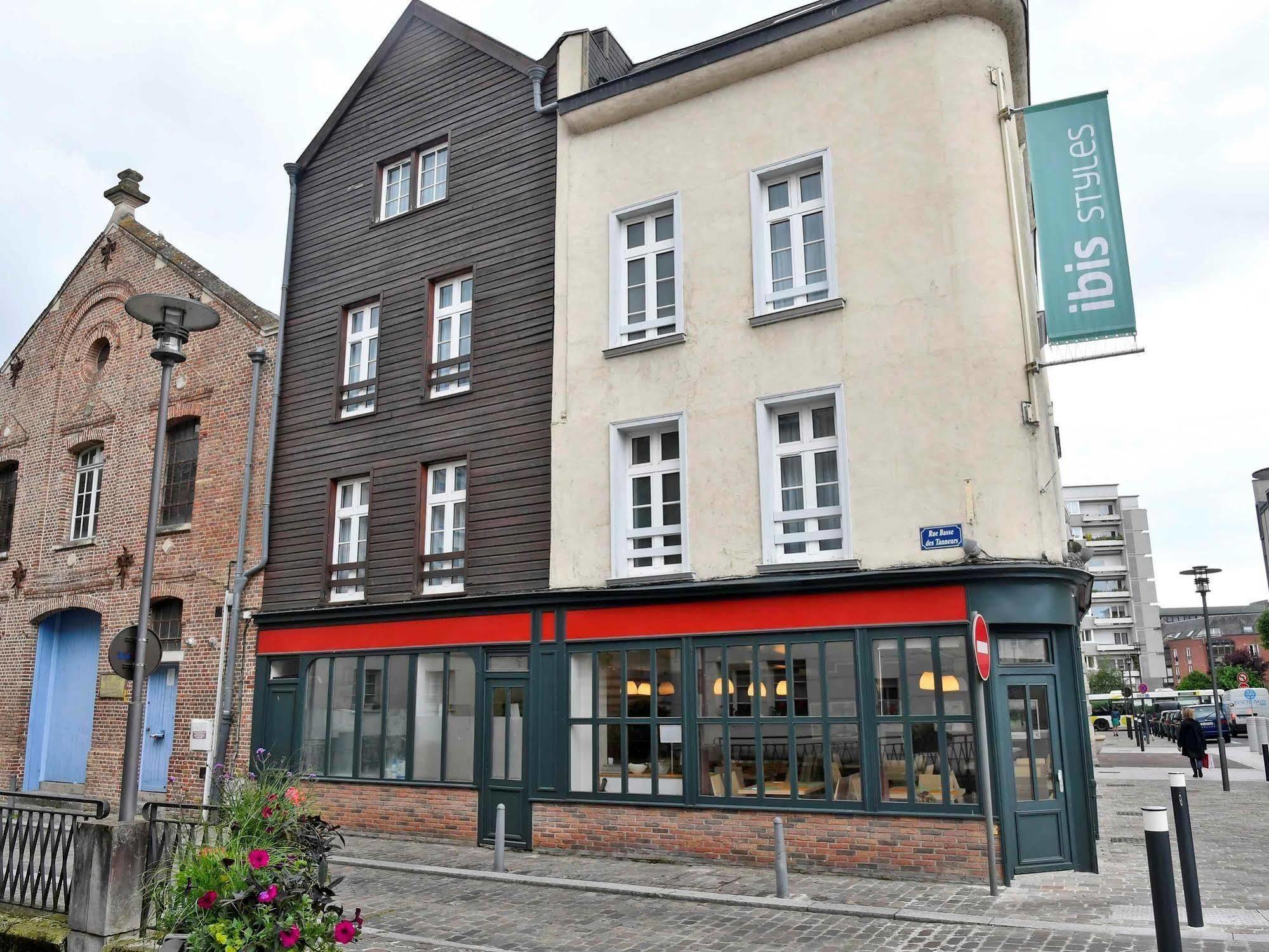 Ibis Styles Amiens Cathedrale Hotel Exterior foto