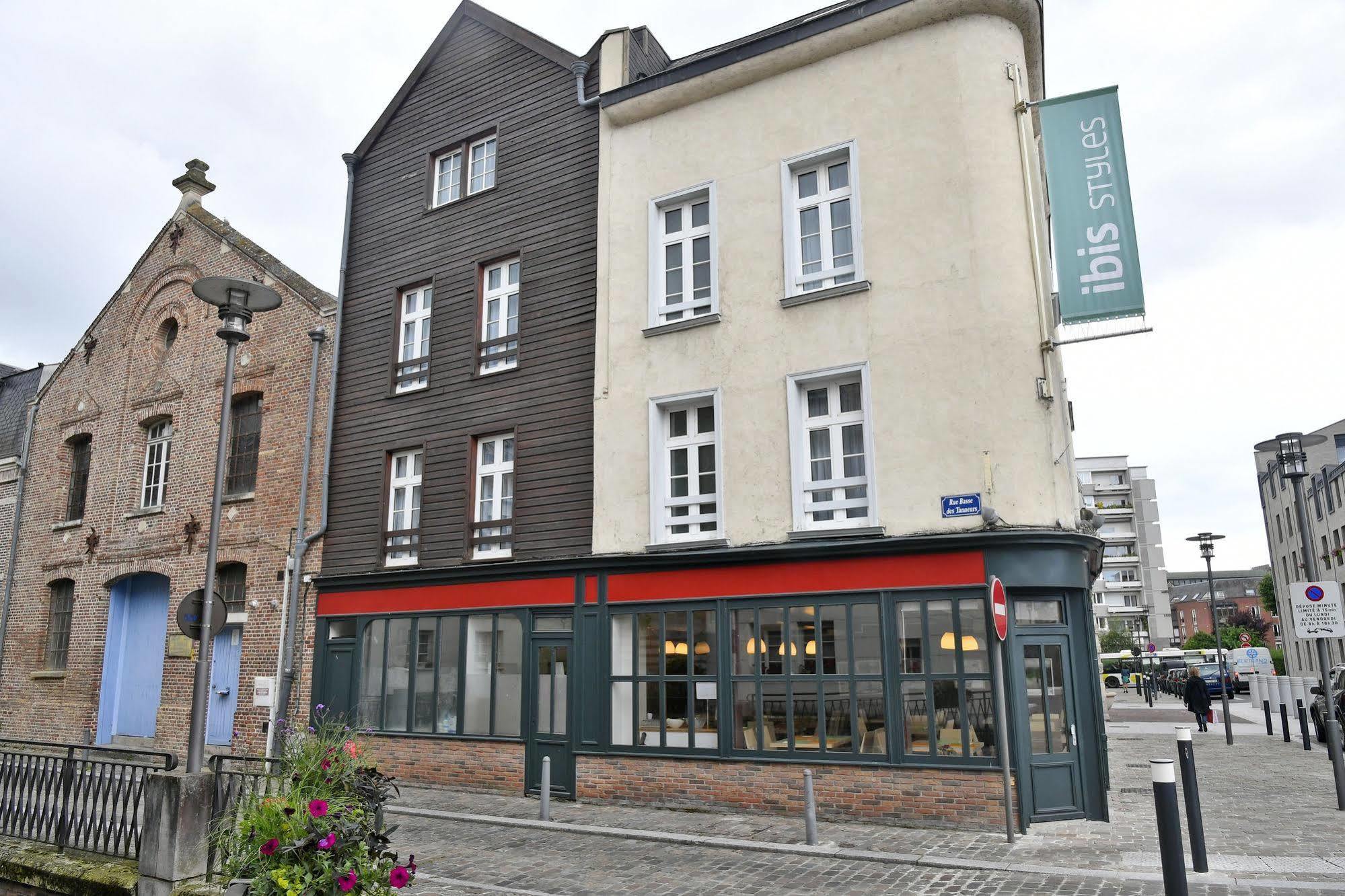 Ibis Styles Amiens Cathedrale Hotel Exterior foto