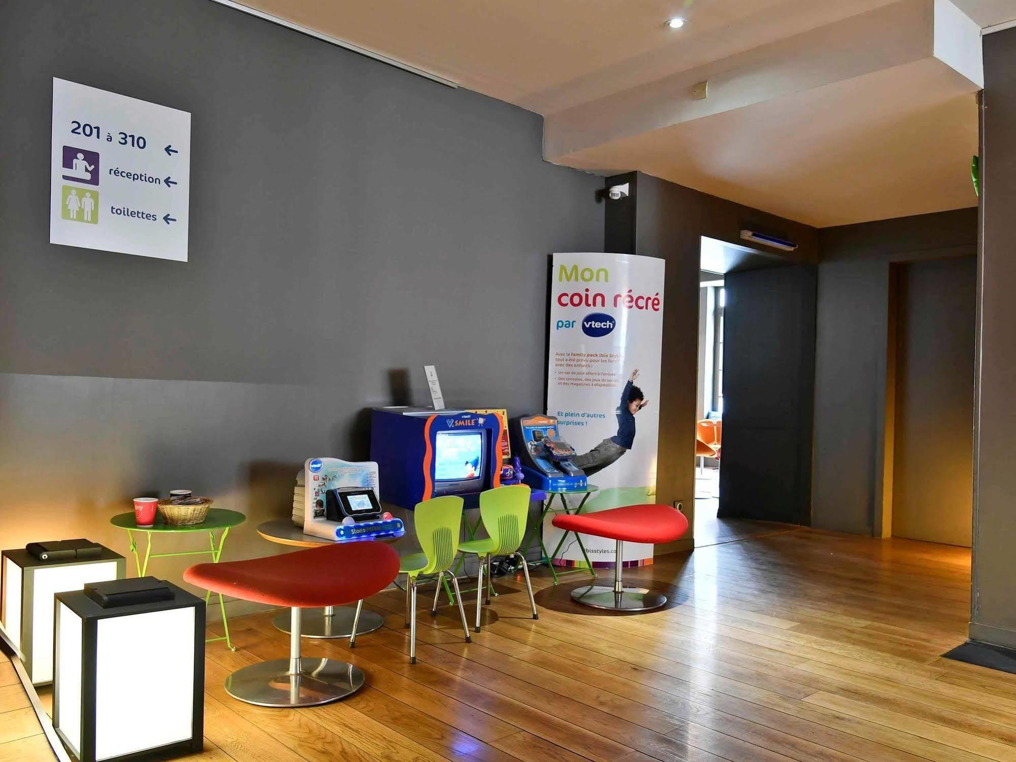 Ibis Styles Amiens Cathedrale Hotel Exterior foto