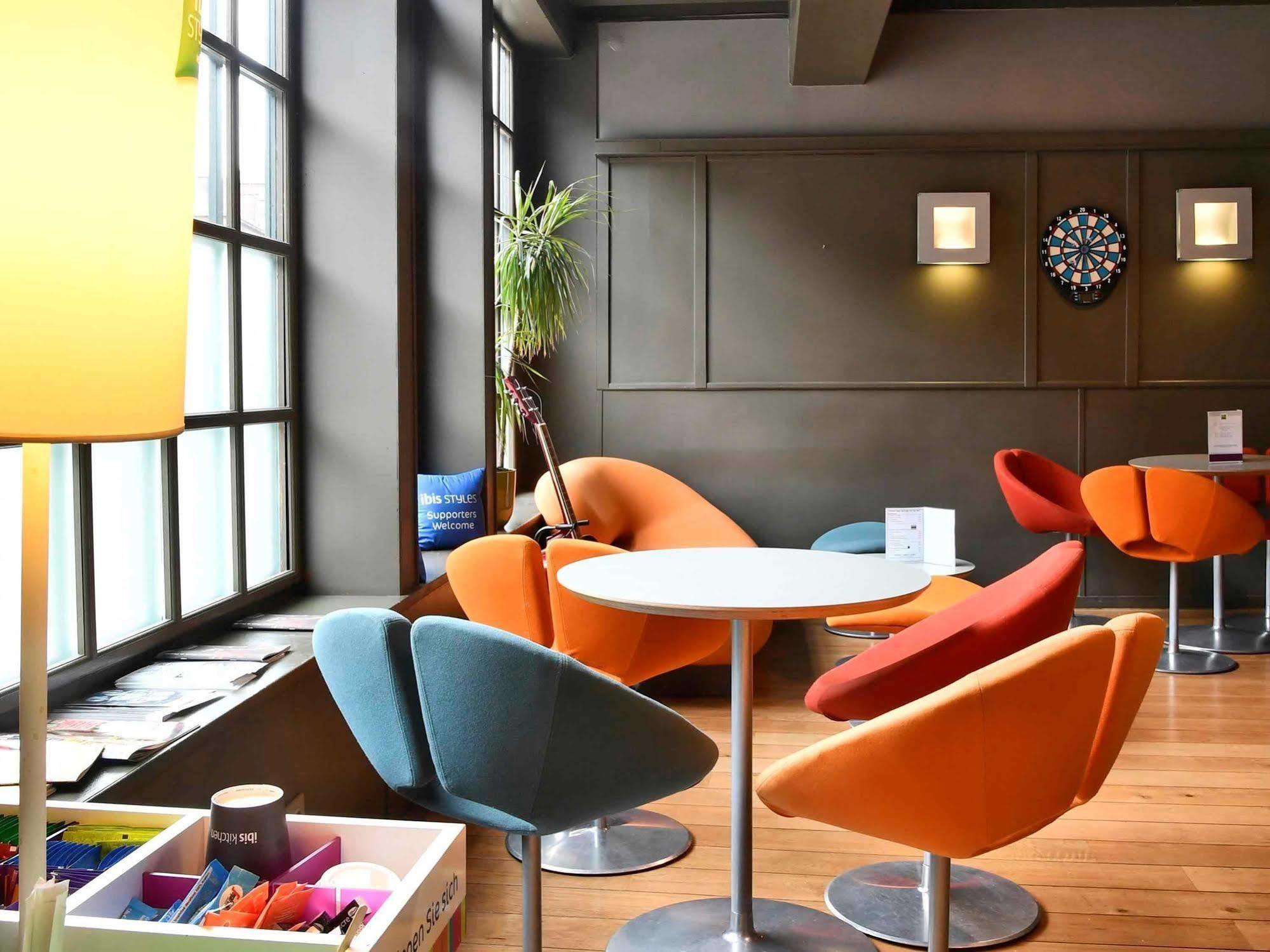 Ibis Styles Amiens Cathedrale Hotel Exterior foto